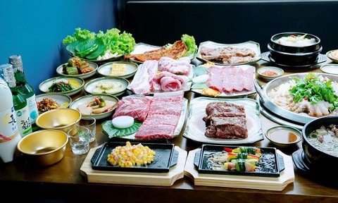 Rượu soju và nướng BBQ 